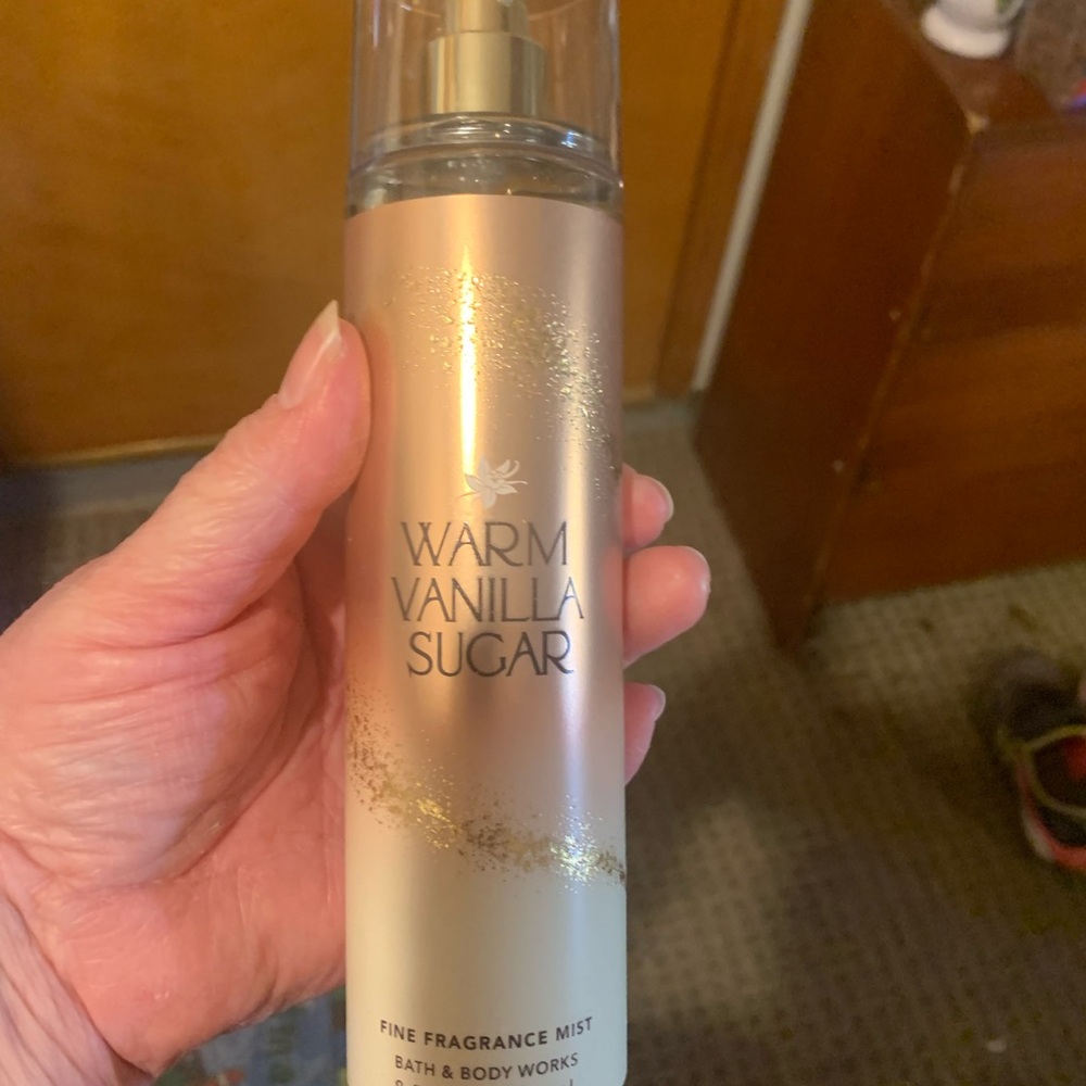 Bath & Body Works Warm Vanilla Sugar Fragrance Mist - Size 8 FL OZ